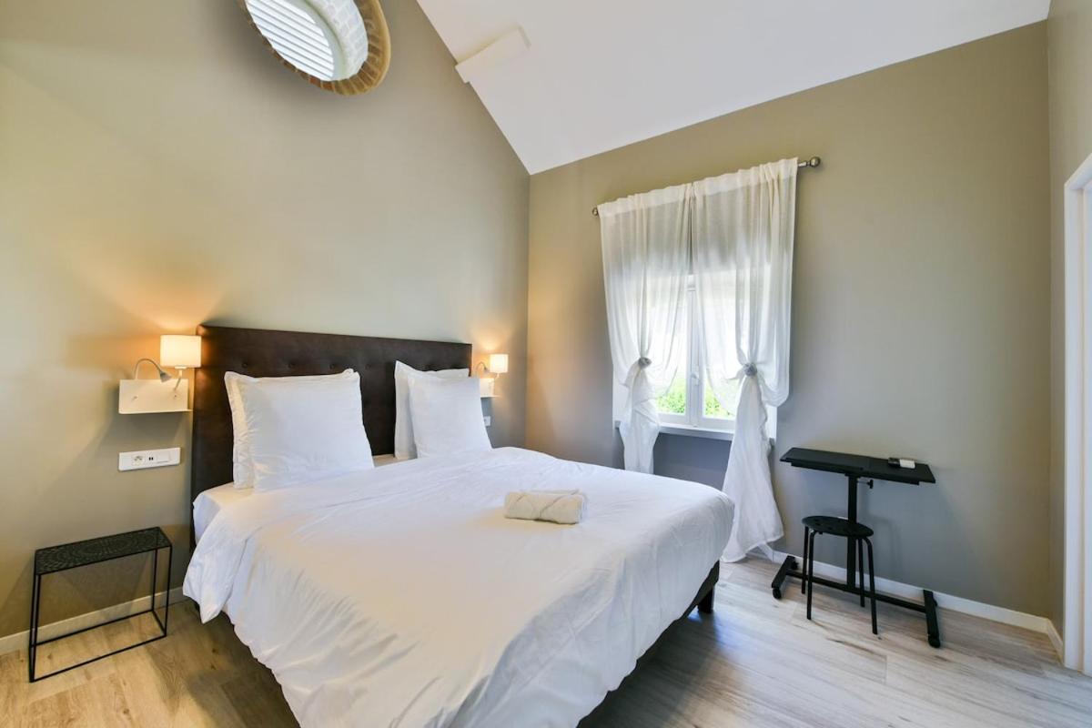 Pool 5 Min From Croisette 10p 5br Cannes